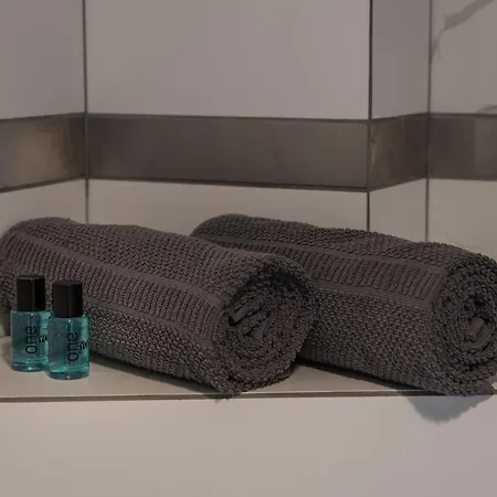 Magnetic Jerozolimskie A 아파트 바르샤바